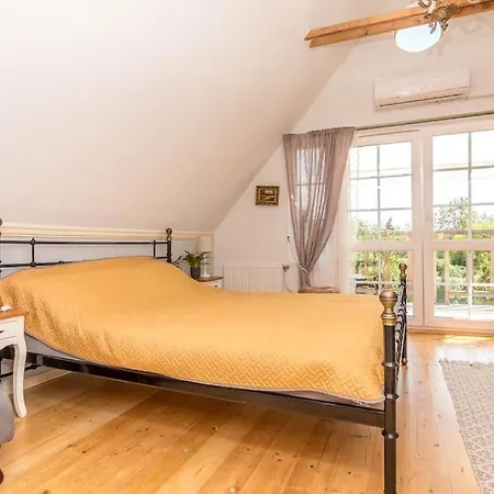 Country In The Villa *