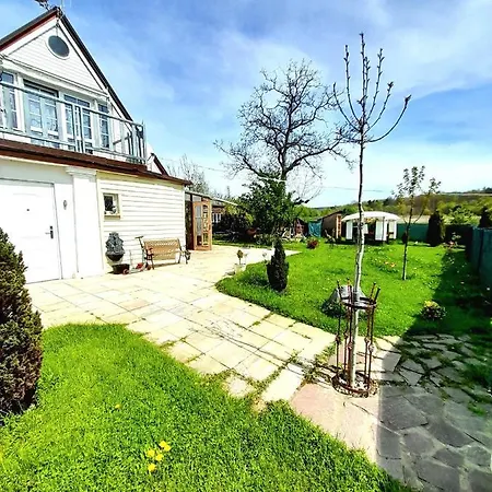 Country In The Villa *